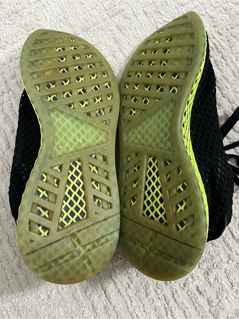 Adidas Deerupt Black/Neon - Picture 3 of 5